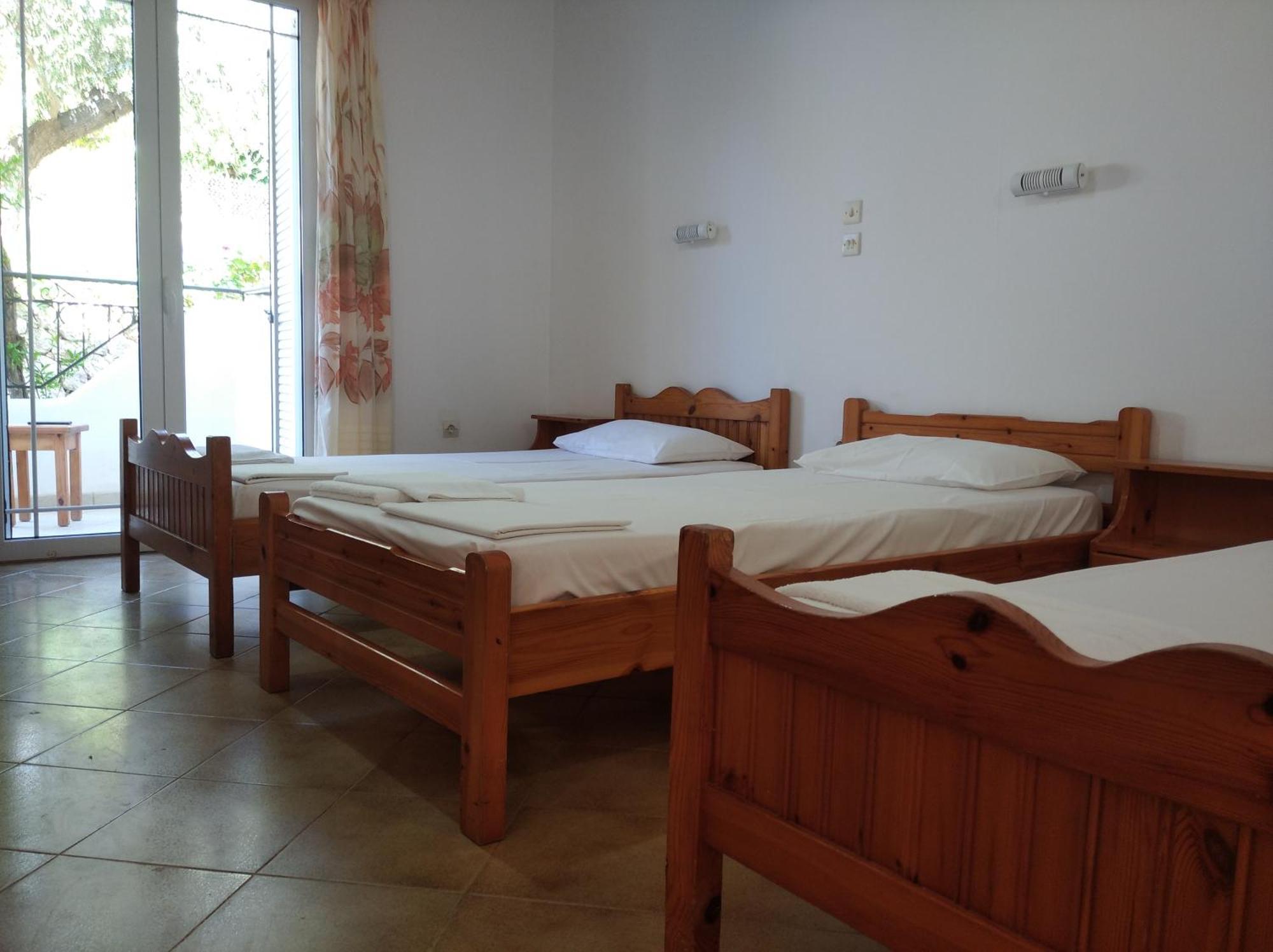 Kapandriti Rooms Skala  外观 照片